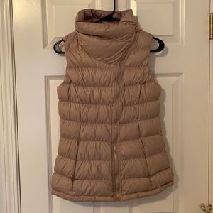 Athleta Cardamom Spice Downabout Vest